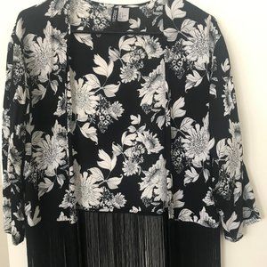 Shawl / Cover up
